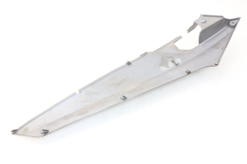 photo de KAP LINKS ONDER ZITPLAATS SYM GTS EFI ABS 125 (2012 - 2016) - Zoom op gebruiksstaat