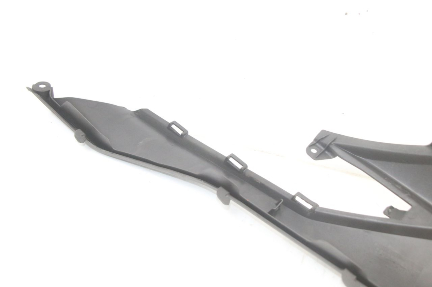 photo de KAPJE ONDER ZITPLAATS LINKS HONDA FORZA 125 (2021 - 2025) - Overzicht