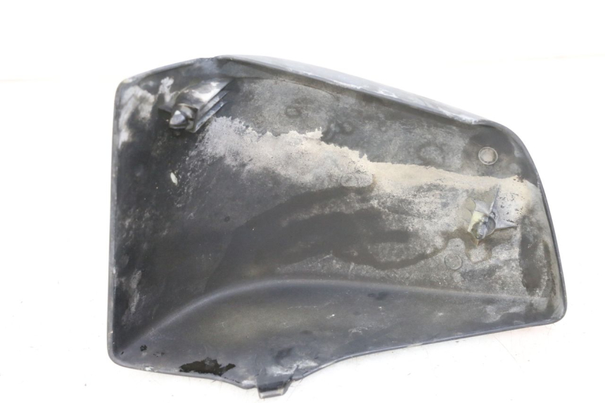 photo de KAPJE ONDER ZITPLAATS LINKS HONDA VT C2 SHADOW 750 (1997 - 2001) - Zoom op gebruiksstaat