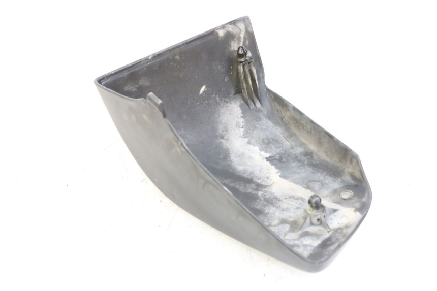 photo de KAPJE ONDER ZITPLAATS LINKS HONDA VT C2 SHADOW 750 (1997 - 2001) - Technische close-up