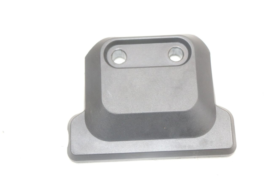 photo de KAPJE ONDER ZITPLAATS LINKS HUSQVARNA SVARTPILEN 401 (2018 - 2023) - Detail van het onderdeel