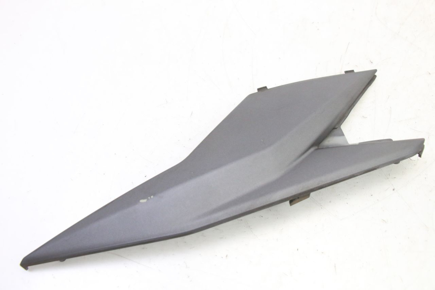 photo de KAPJE ONDER LINKERZITPLAATS SYM JET 14 4T 50 (2018 - 2022) - Zoom op gebruiksstaat