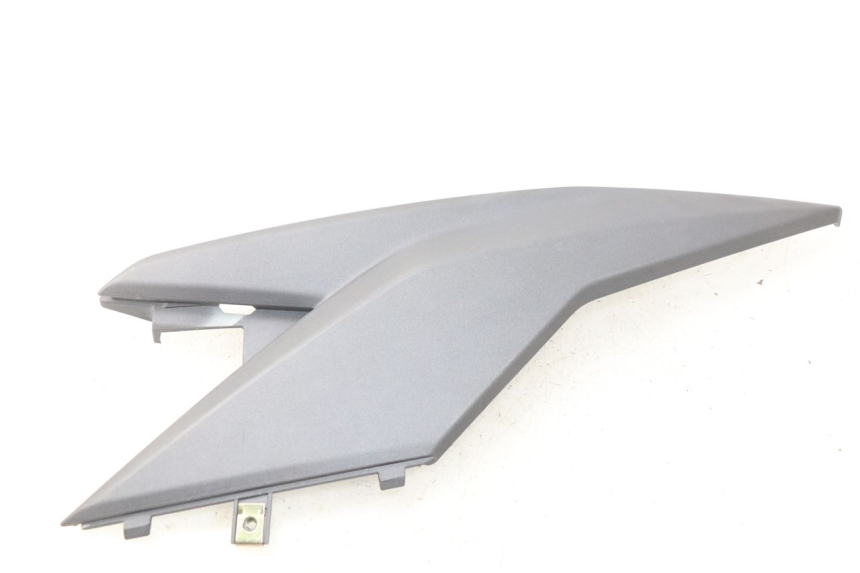 photo de LINKER ZITPLAATKAP ONDER ZITJE SYM JET 4 4T 50 (2018 - 2021) - Hoofdaanzicht