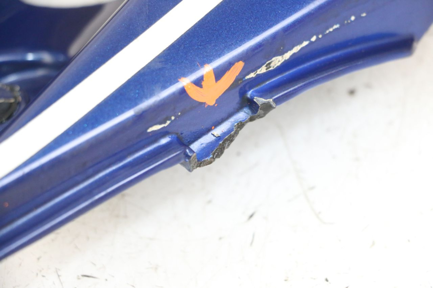 photo de KAPJE ONDER LINKERZITPLAATS KAWASAKI ZR7 ZR-7 S 750 (1999 - 2004) - Bevestigingspunten