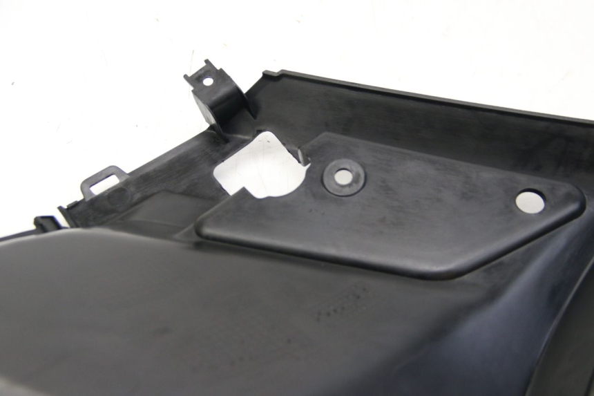 photo de LINKER ZITPLAATKAP PEUGEOT KISBEE 2T 50 (2018 - 2022) - Zoom op componenten