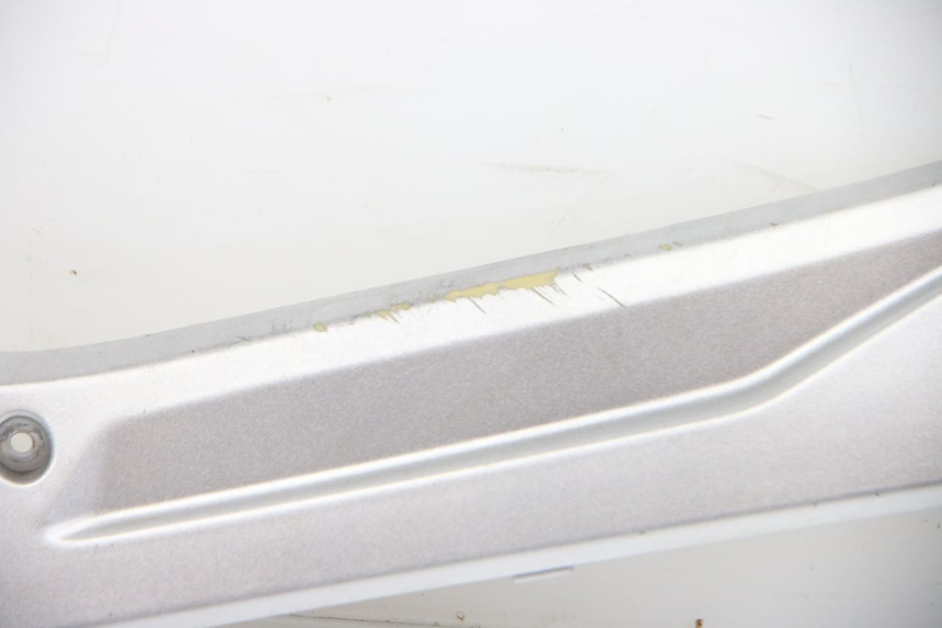 photo de KAPJE ONDER LINKERZITPLAATS EUROCKA MATADOR 4T 50 (2010 - 2016) - Bevestigingspunten