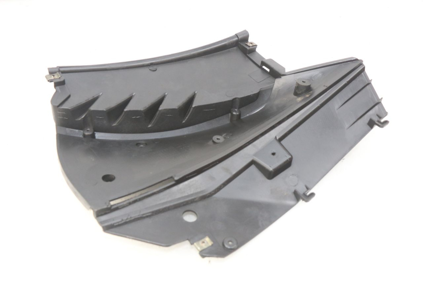 photo de KAPJE ONDER LINKERZITPLAATS EUROCKA MATADOR 4T 50 (2010 - 2016) - Detail van het onderdeel