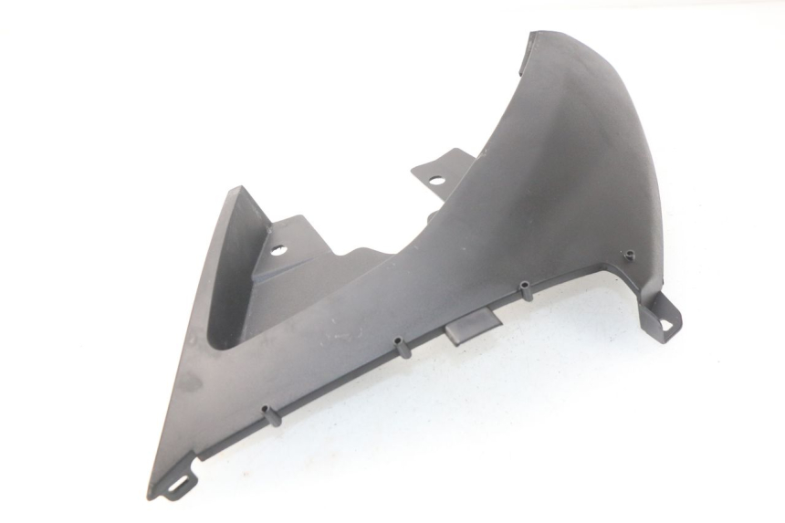 photo de KAPJE ONDER ZITPLAATS LINKS PEUGEOT METROPOLIS 400 (2017 - 2020) - Bevestigingspunten