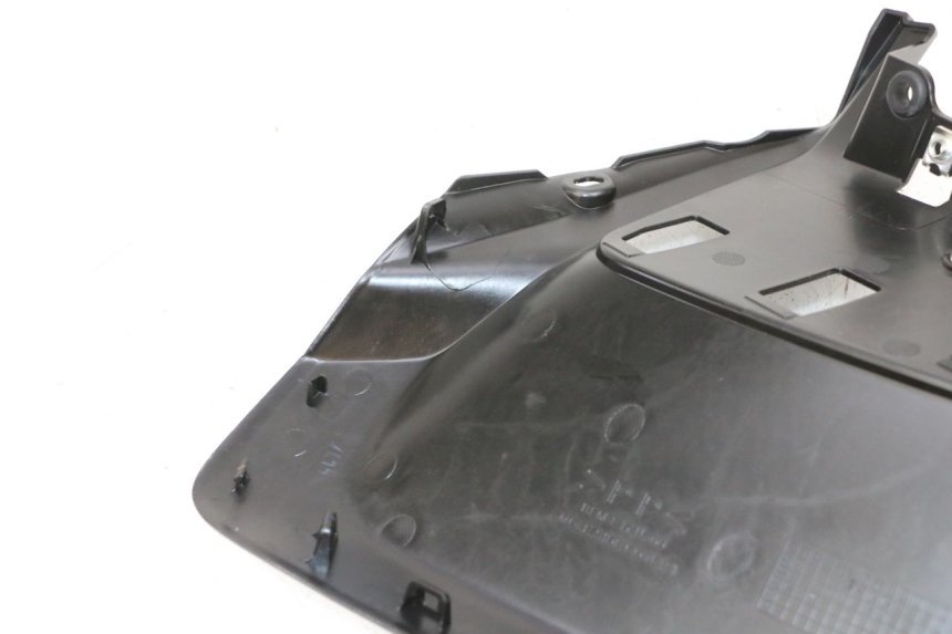 photo de KAPJE ONDER ZITPLAATS LINKS YAMAHA NEO'S CORE 1 (2022 - 2026) - Detail van het onderdeel