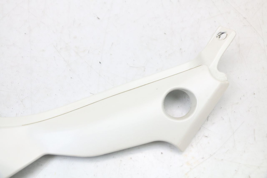 photo de LINKER ZITPLAATKAP MOTO GUZZI NORGE 8V GT 1200 (2011 - 2016) - Zoom op gebruiksstaat