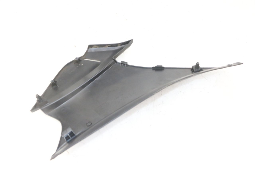 photo de KAP LINKS ONDER ZITPLAATS HONDA NTV DEAUVILLE ABS 700 (2007 - 2016) - Technische close-up