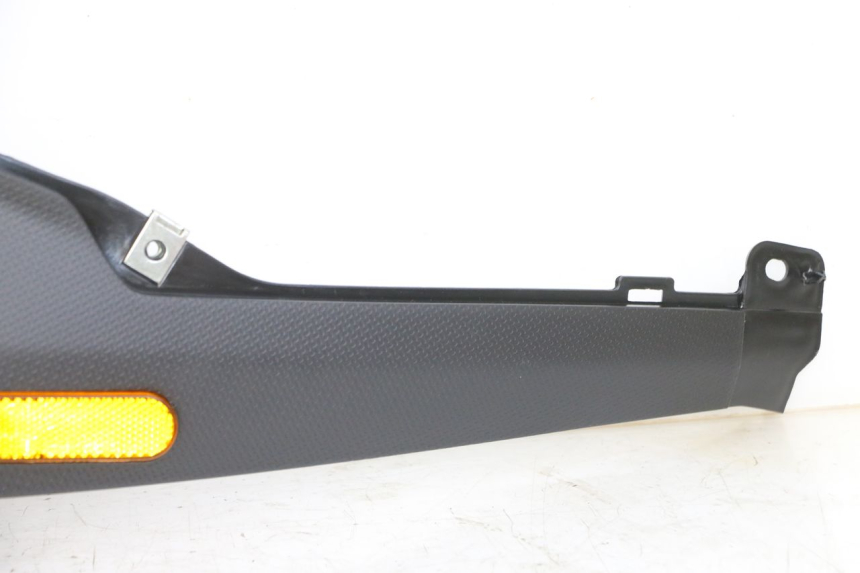 photo de LINKER ZITPLAATKAP PIAGGIO NRG POWER PUREJET 50 (2018 - 2021) - Bevestigingspunten