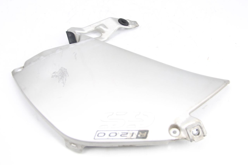 photo de KAPJE ONDER LINKERZITPLAATS BMW R GS 1200 (2005 - 2007) - Detail van het onderdeel