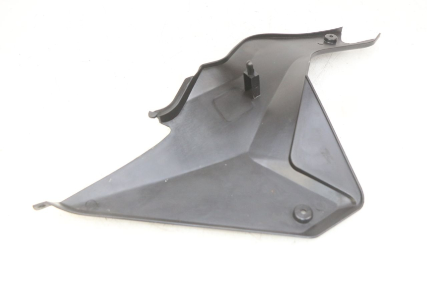 photo de KAPJE ONDER ZITPLAATS LINKS YAMASAKI RAPTOR 50 (2013 - 2018) - Zoom op gebruiksstaat