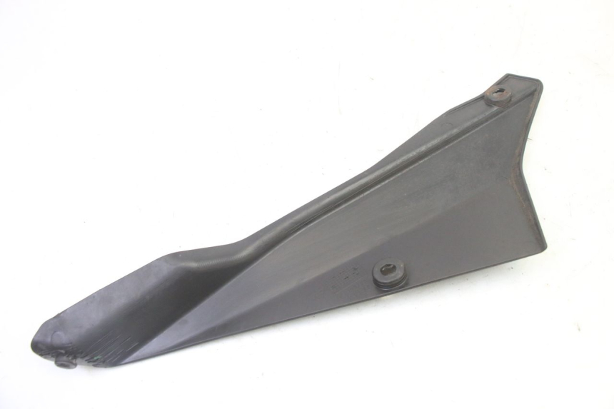 photo de KAPJE ONDER ZITPLAATS LINKS GILERA SMT SUPERMOTARD 50 (2009 - 2017) - Bevestigingspunten