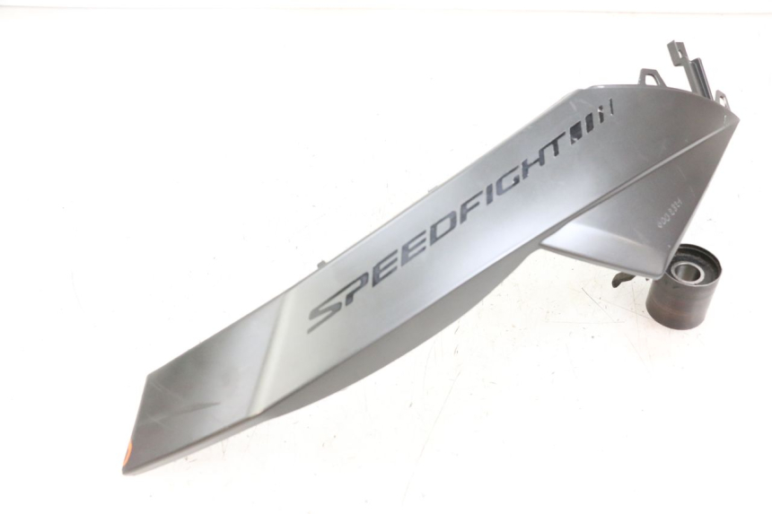 photo de KAP LINKS ONDER ZITPLAATS PEUGEOT SPEEDFIGHT 4 2T 50 (2015 - 2019) - Detail van het onderdeel