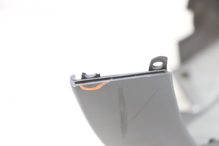 photo de KAP LINKS ONDER ZITPLAATS PEUGEOT SPEEDFIGHT 4 2T 50 (2015 - 2019) - Technische close-up