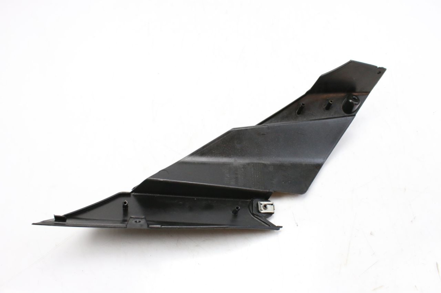 photo de KAP LINKS ONDER ZITPLAATS APRILIA SR R 2T LC 50 (2018 - 2021) - Andere kijkhoek