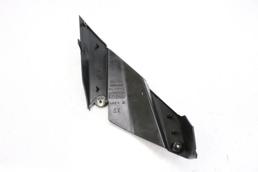 photo de KAP LINKS ONDER ZITPLAATS APRILIA SR R 2T LC 50 (2018 - 2021) - Technische close-up