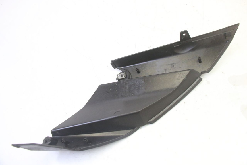 photo de KAP LINKS ONDER ZITPLAATS APRILIA SR R 2T LC 50 (2018 - 2021) - Zoom op gebruiksstaat