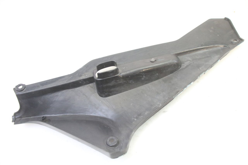 photo de KAPJE ONDER ZITPLAATS LINKS HONDA ST PAN EUROPEAN 1300 (2002 - 2013) - Andere kijkhoek