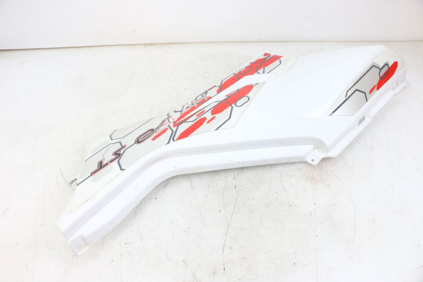 photo de KAPJE ONDER ZITPLAATS LINKS HYTRACK ST 170 (2020 - 2024) - Technische close-up