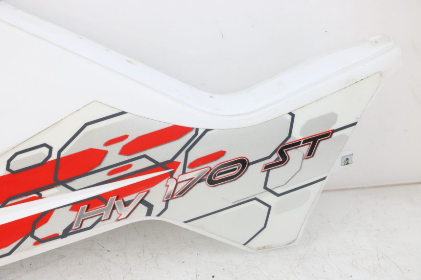 photo de KAPJE ONDER ZITPLAATS LINKS HYTRACK ST 170 (2020 - 2024) - Gecontroleerd onderdeel