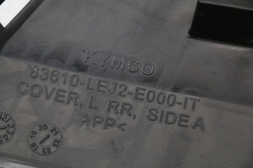 photo de LINKER ZITPLAATDEKSEL KYMCO SUPER 8 4T 50 (2021 - 2024) - Overzicht