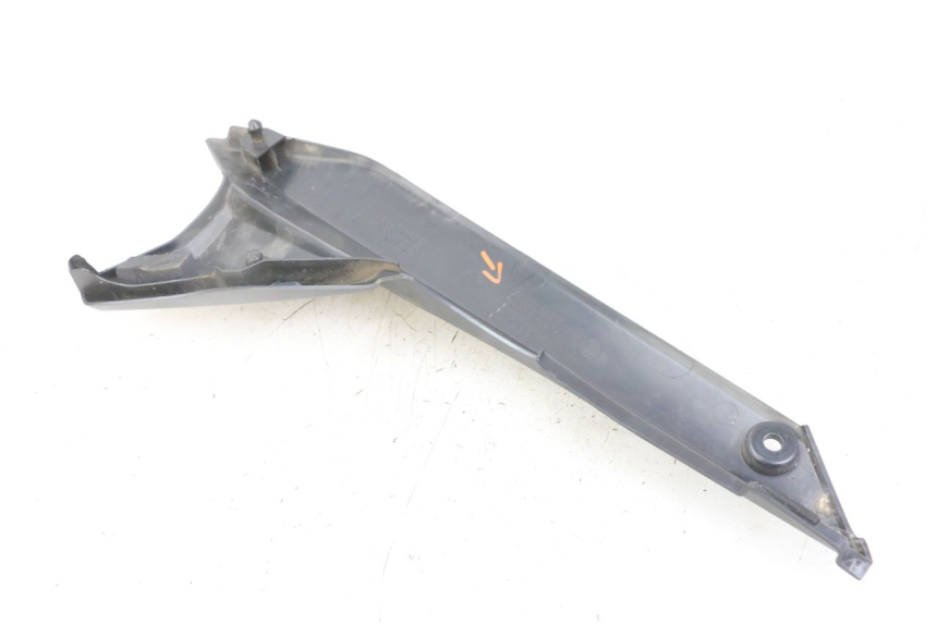 photo de AFDEKKING ONDER ZITPLAATS LINKS SUZUKI GSX F GSXF 650 (2007 - 2015) - Overzicht