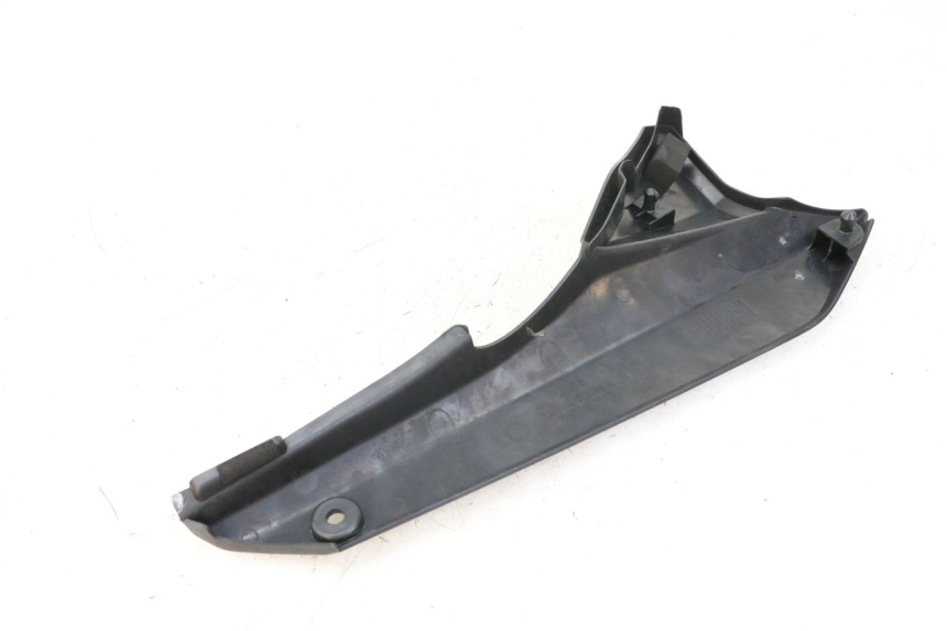 photo de AFDEKKING ONDER ZITPLAATS LINKS SUZUKI GSX F GSXF 650 (2007 - 2015) - Andere kijkhoek