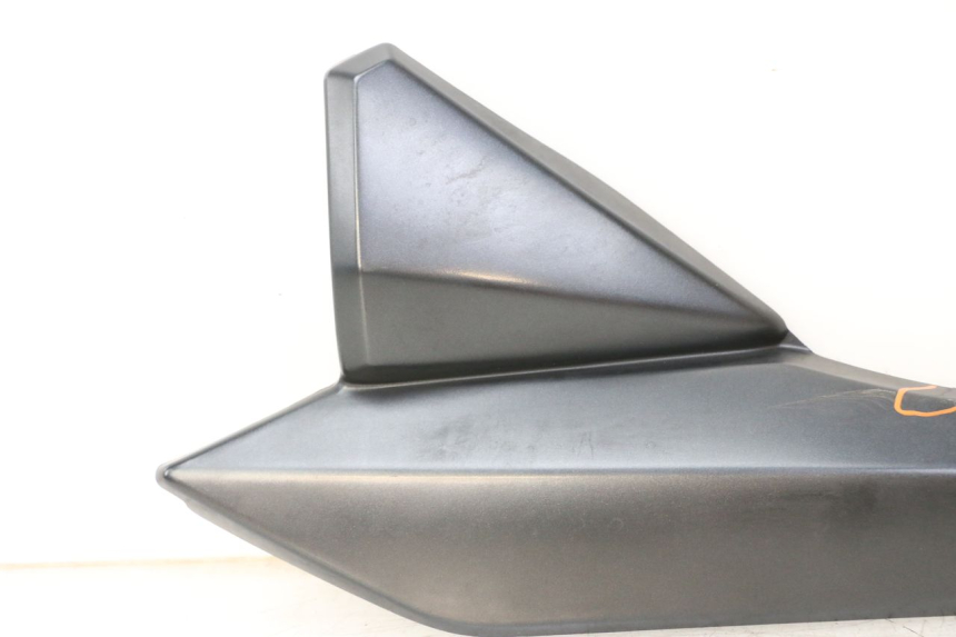 photo de AFDEKKING ONDER ZITPLAATS LINKS SUZUKI GSX F GSXF 650 (2007 - 2015) - Staat van het oppervlak