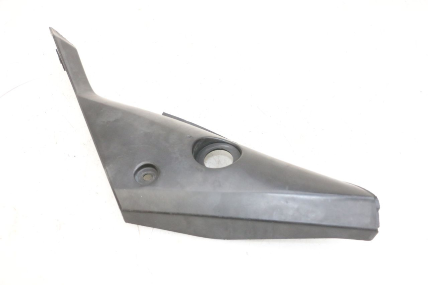 photo de KAPJE ONDER ZITPLAATS LINKS YAMAHA TZR 50 (2008 - 2016) - Technische close-up