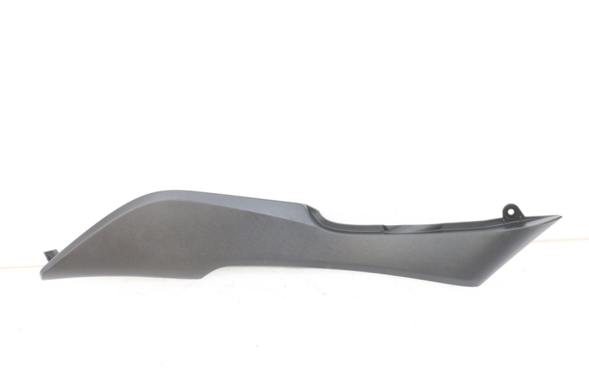 photo de KAPJE ONDER ZITPLAATS LINKS KAWASAKI VERSYS ABS 650 (2015 - 2018) - Hoofdaanzicht