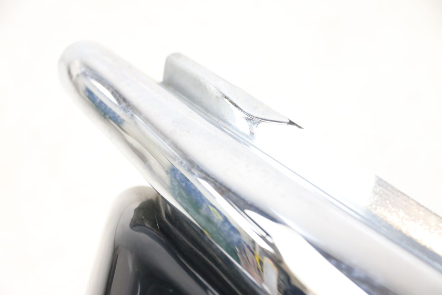 photo de KAPJE ONDER ZITPLAATS LINKS SUZUKI VL INTRUDER 125 (2004 - 2007) - Zoom op componenten