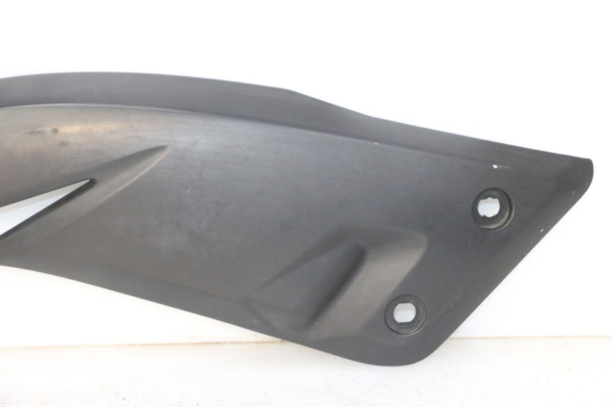 photo de LINKER ZITPLAATDEKSEL YAMAHA X-MAX XMAX 125 (2010 - 2013) - Kenmerkende details