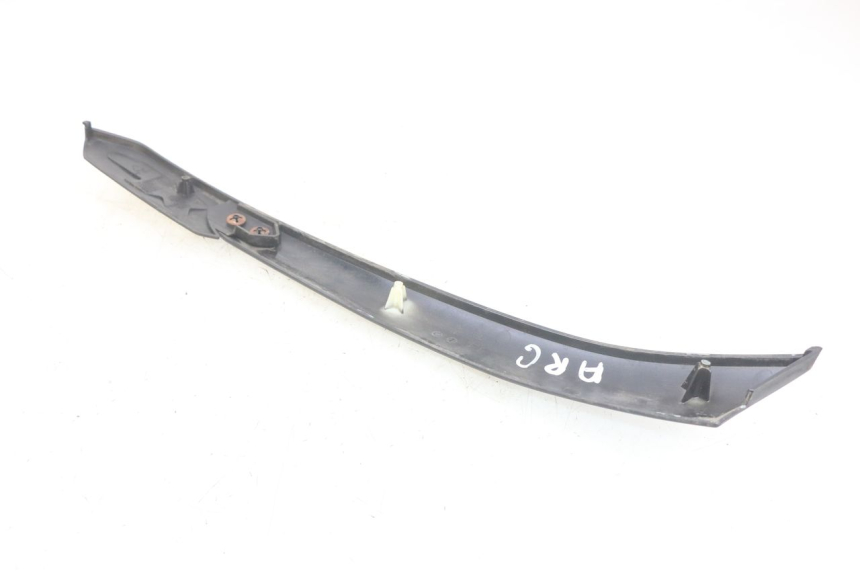 photo de KAPJE ONDER ZITPLAATS LINKS PIAGGIO XEVO - X EVO 125 (2007 - 2017) - Detail van het onderdeel