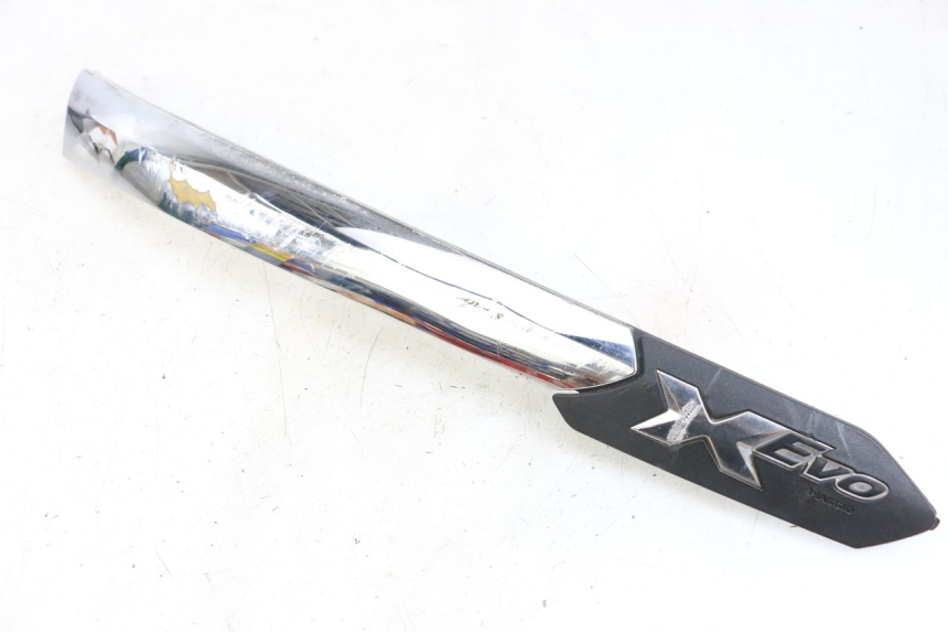 photo de KAPJE ONDER ZITPLAATS LINKS PIAGGIO XEVO - X EVO 125 (2007 - 2017) - Hoofdaanzicht