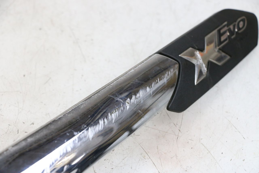 photo de KAPJE ONDER ZITPLAATS LINKS PIAGGIO XEVO - X EVO 125 (2007 - 2017) - Andere kijkhoek