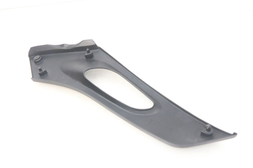 photo de LINKER ZITPLAATKAP SUZUKI XF FREEWIND 650 (1997 - 2003) - Detail van het onderdeel