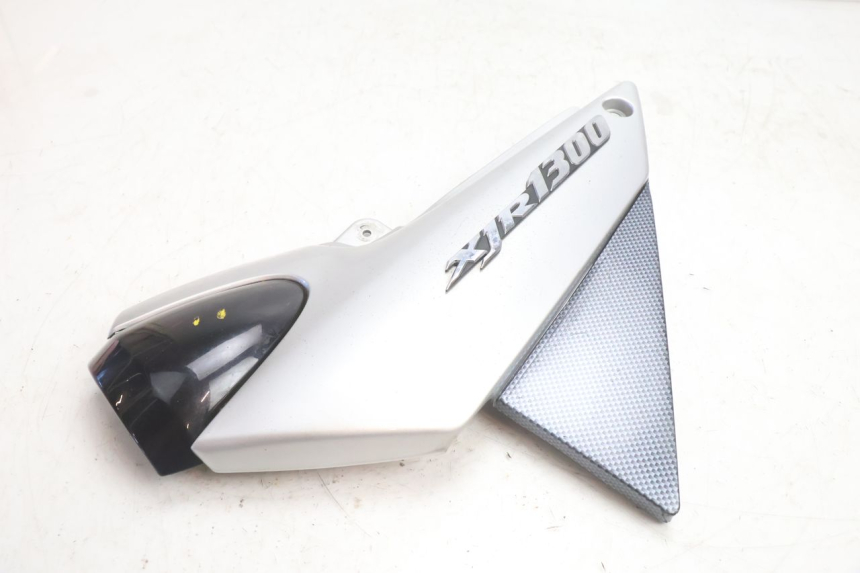 photo de LINKER ONDERZADDEKSEL YAMAHA XJR 1300 (1998 - 2002) - Andere kijkhoek