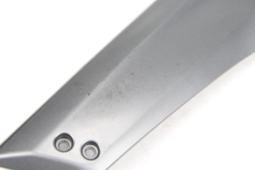 photo de KAPJE ONDER ZITPLAATS LINKS YAMAHA XP T-MAX TMAX 500 (2008 - 2012) - Andere kijkhoek