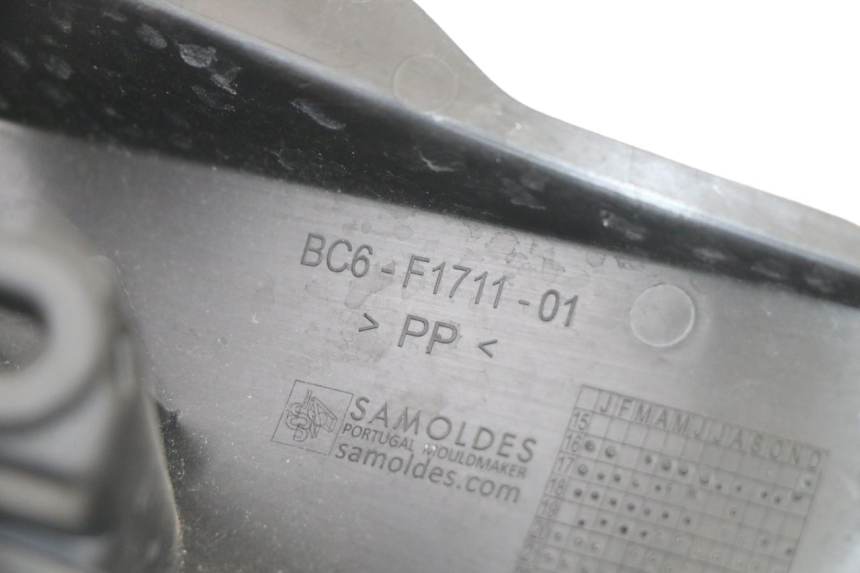 photo de LINKER ZITPLAATKAP YAMAHA TRACER 7 700 (2020 - 2024) - Technische close-up