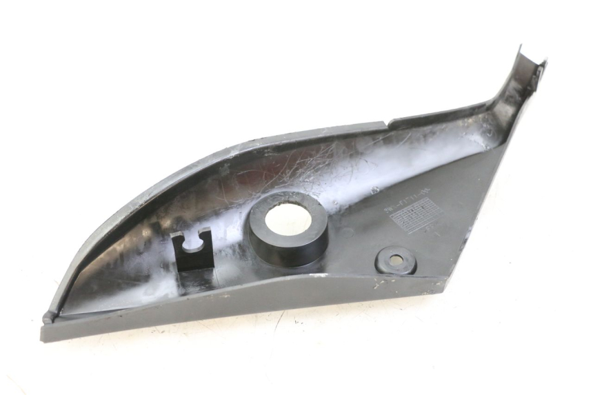 photo de KAPJE ONDER ZITPLAATS LINKS YAMAHA TZR 50 (2008 - 2016) - Zoom op gebruiksstaat