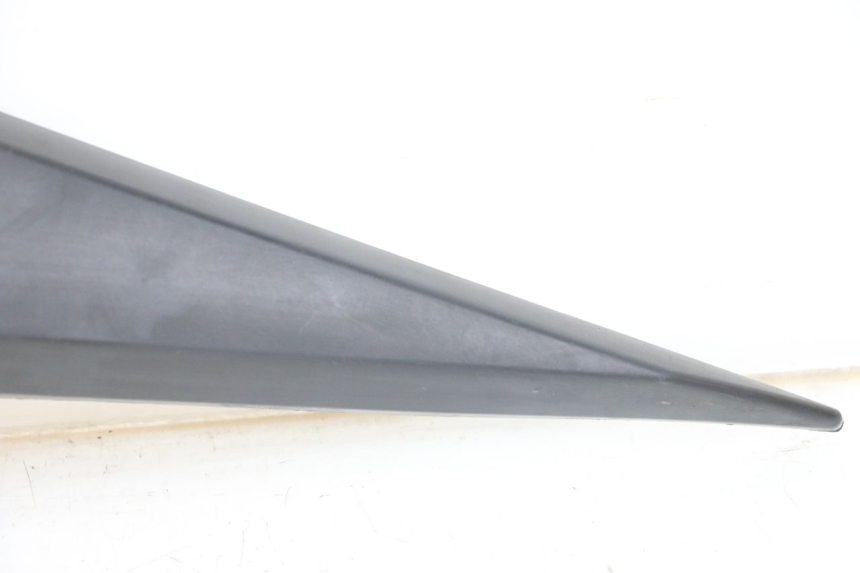 photo de LINKER ZITPLAATDEKSEL YAMAHA XJ6 ABS 600 (2008 - 2016) - Technische close-up