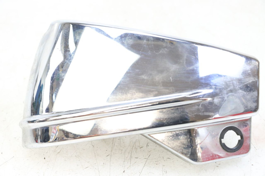 photo de KAPJE ONDER ZITPLAATS LINKS YAMAHA XVS DRAG STAR DRAGSTAR 650 (1997 - 2007) - Hoofdaanzicht