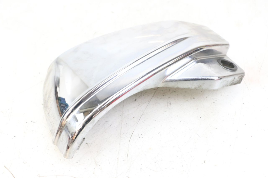 photo de KAPJE ONDER ZITPLAATS LINKS YAMAHA XVS DRAG STAR DRAGSTAR 650 (1997 - 2007) - Markeringen en referenties