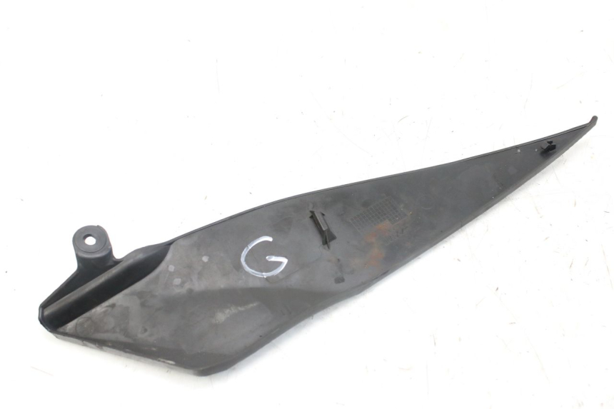 photo de LINKER ZITPLAATKAP YAMAHA YZF R1 1000 (2007 - 2008) - Technische close-up