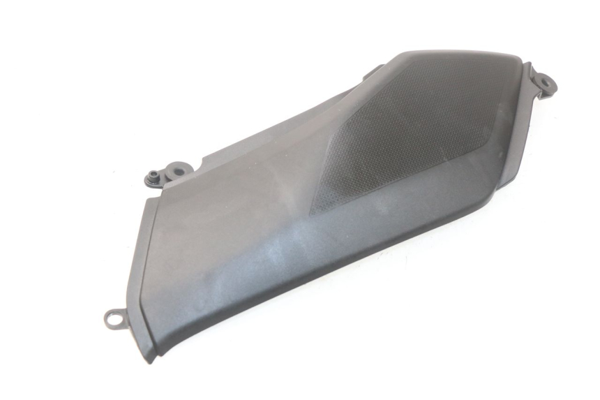 photo de KAPJE ONDER ZITPLAATS LINKS KAWASAKI Z Z900 900 (2017 - 2019) - Hoofdaanzicht