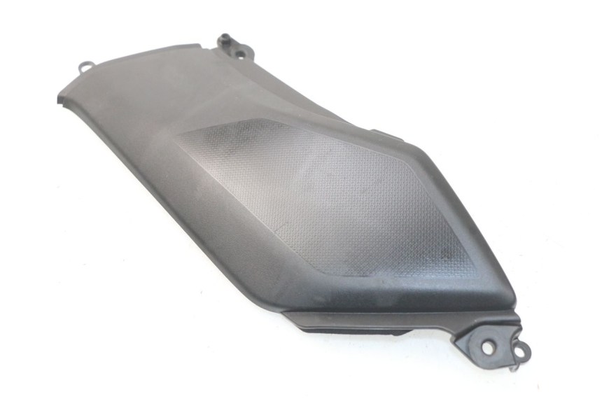 photo de KAPJE ONDER ZITPLAATS LINKS KAWASAKI Z Z900 900 (2017 - 2019) - Zoom op gebruiksstaat