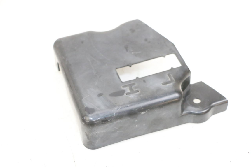 photo de ZITPLAATDEKSEL KAWASAKI GPX R WARBIRD 600 (1988 - 1993) - Zoom op gebruiksstaat